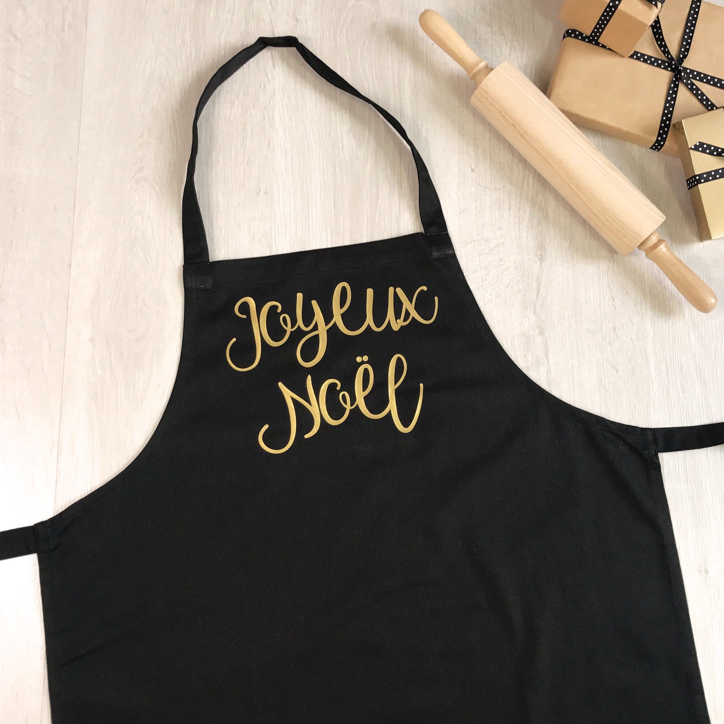 Joyeux Noel Christmas Apron - Lovetree Design