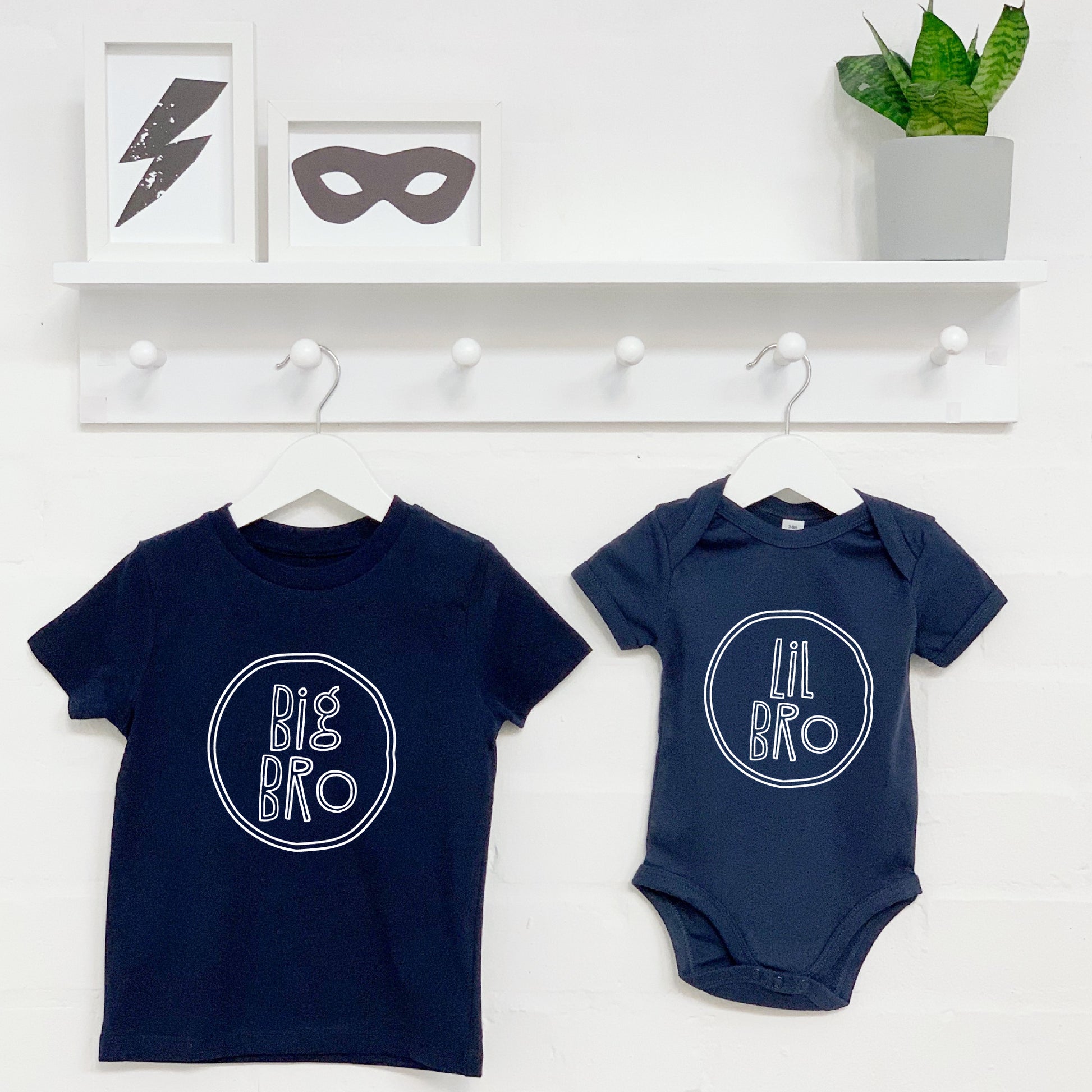 Scribbler 'Big Bro' 'Lil Bro' Sibling T Shirt Set - Lovetree Design