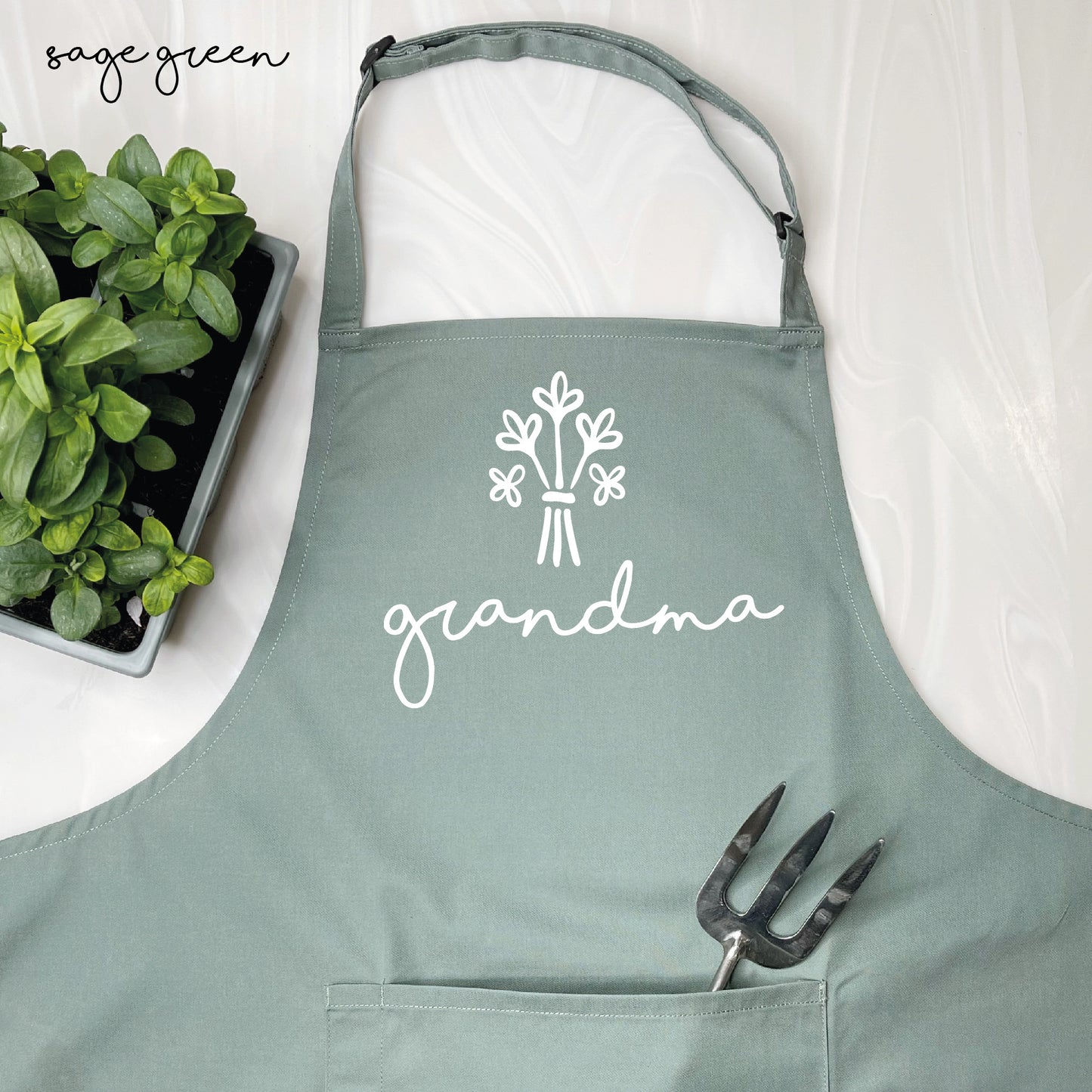 Personalised Apron For Grandma Flowers Bouquet - Lovetree Design