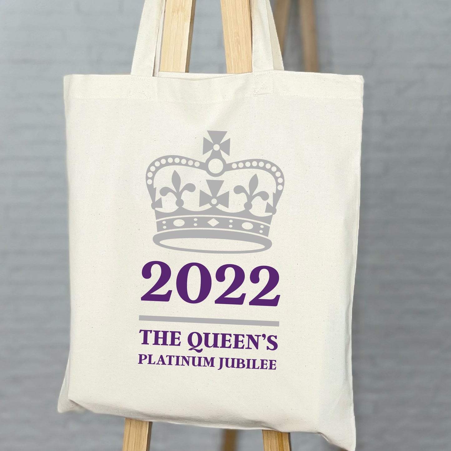 Queen's Platinum Jubilee 2022 With Crown Tote Bag - Lovetree Design